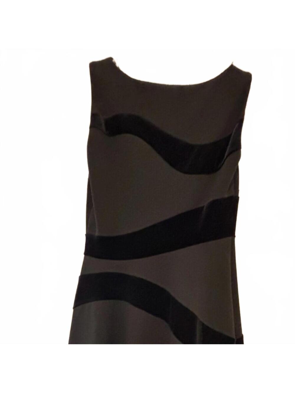 Calvin‎ Klein Women's black with velvet dress size 6 never worn